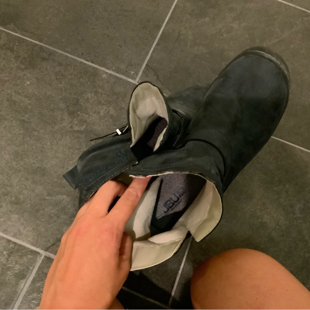 JBU Black Ankle Boots - Picture 5 of 6